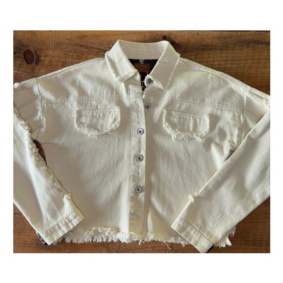 Womens‎ POL Cream Light Beige Fringe Raw Hem Cropped Denim Jacket Size M - Picture 1 of 13